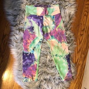 ONZIE crop leggings size xs